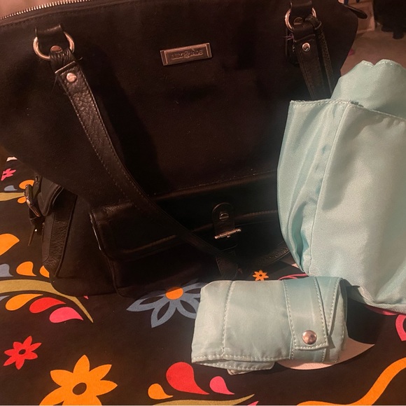 LilyJade canvas black Meggan diaper bag - Picture 3 of 6